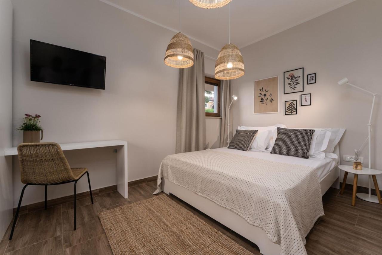 Apartments Alloro By Seeadria Agency Novigrad Istria エクステリア 写真