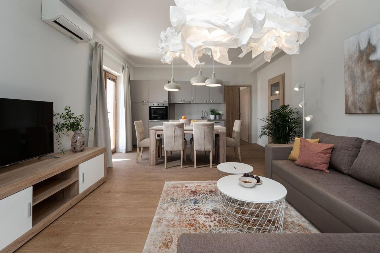 Apartments Alloro By Seeadria Agency Novigrad Istria エクステリア 写真